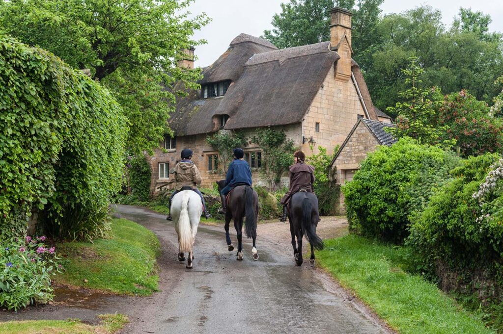 Brookside Lodge equestrian facilities